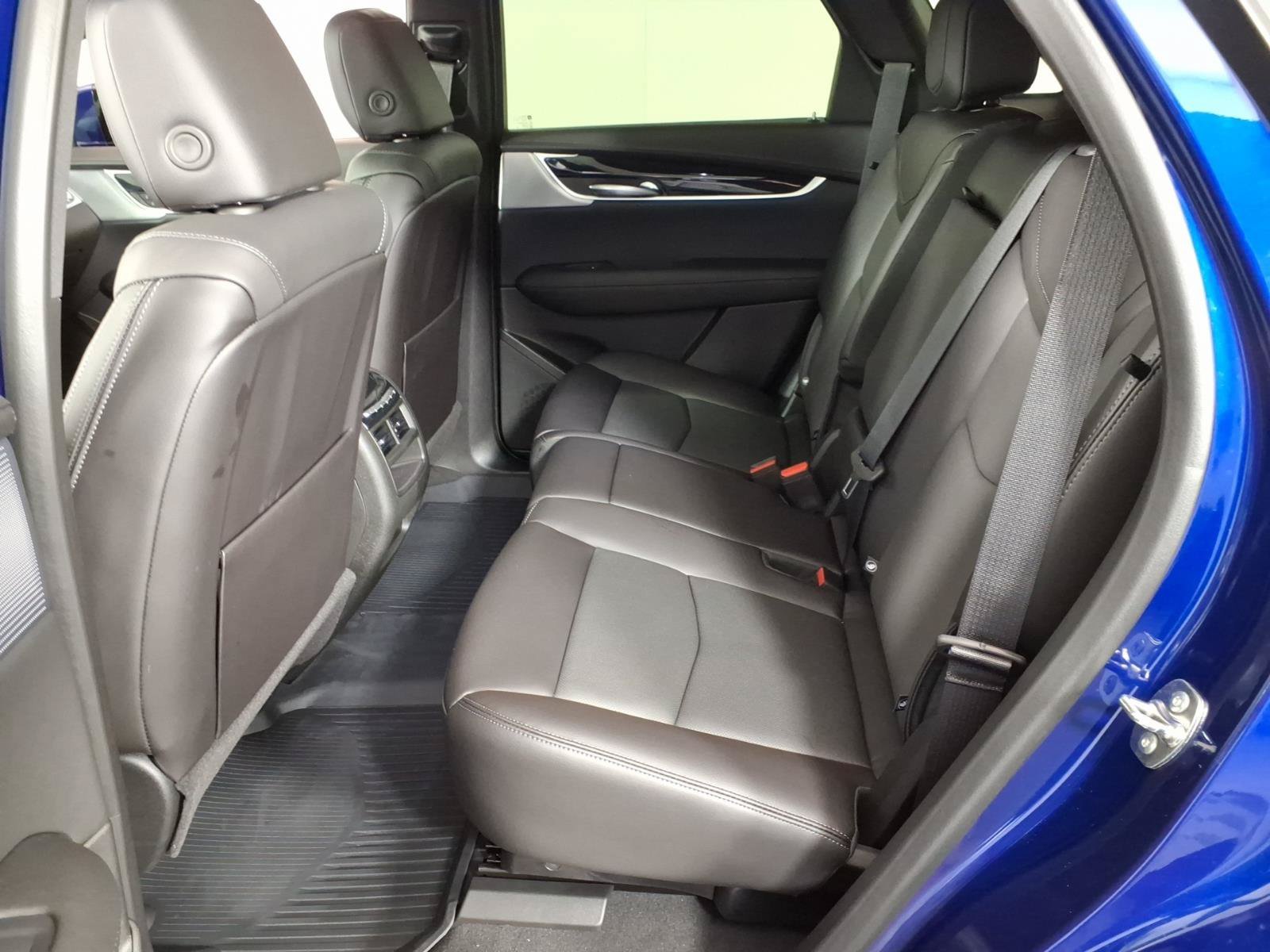 2026 Cadillac XT5 Premium Luxury - Photo 7