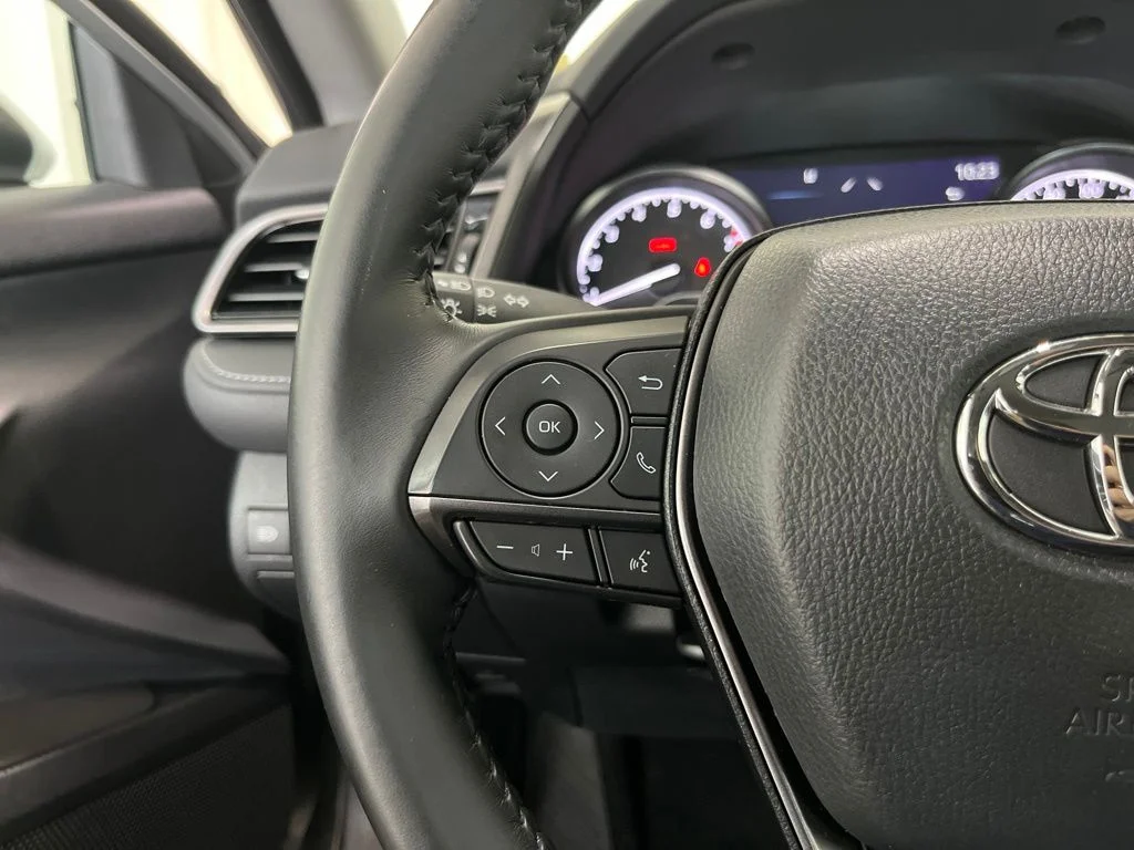 Used 2024 Silver Toyota SE image 6