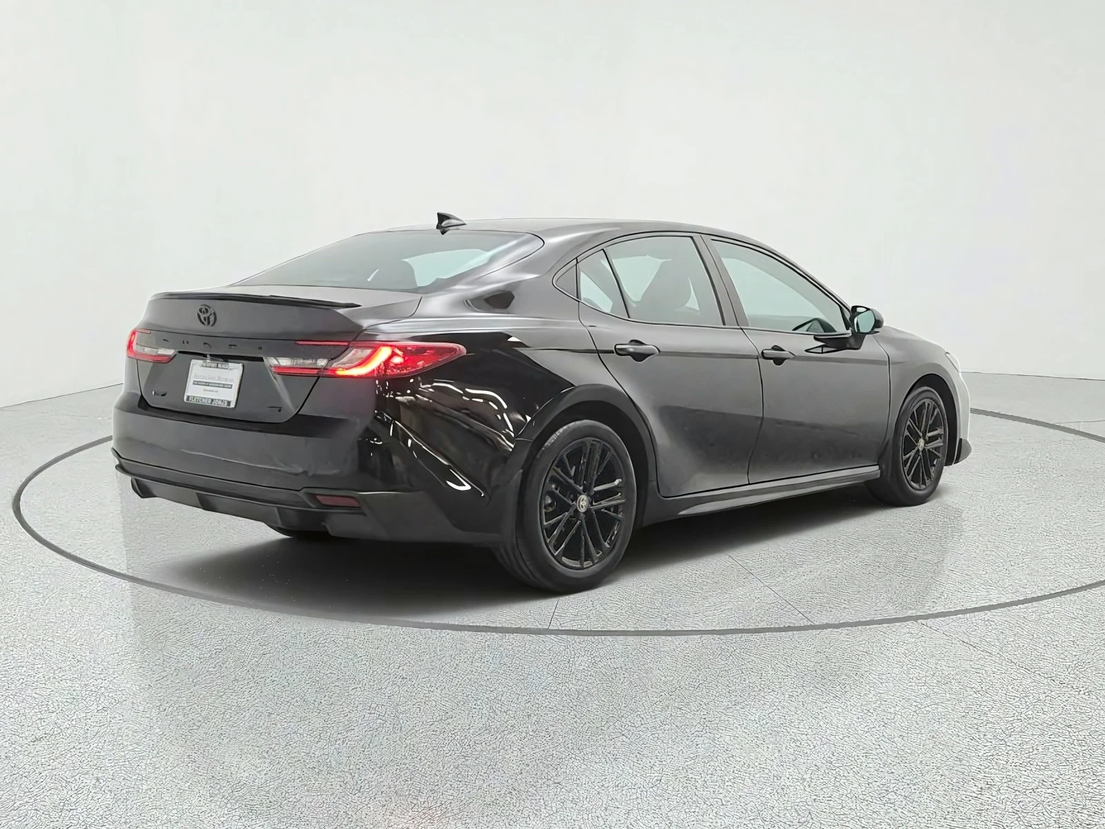 Used 2025 Midnight Black Metallic Toyota SE (Natl) image 5