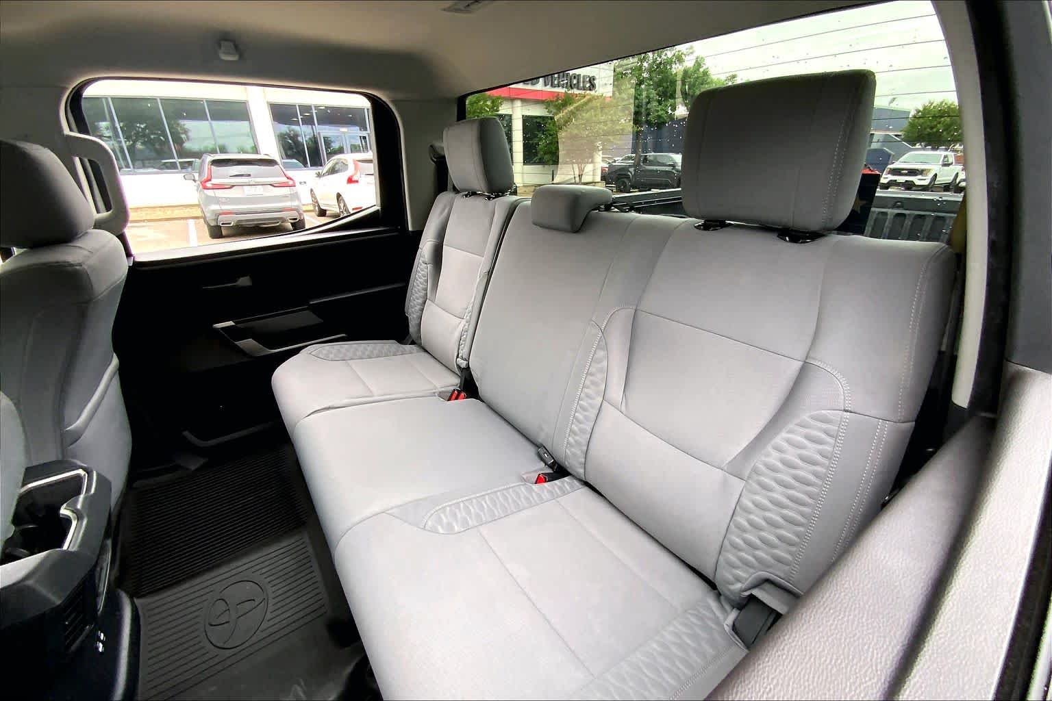 Used 2023 Ice Cap Toyota SR5 image 20