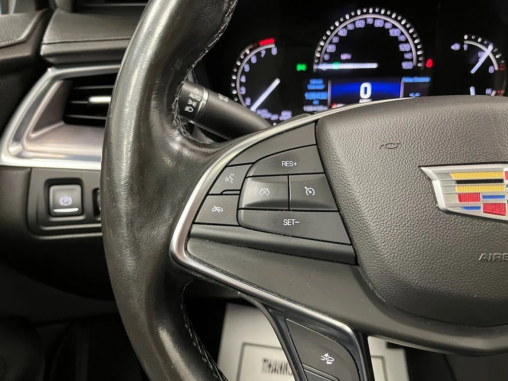 Used 2019 Silver Cadillac Premium Luxury image 26