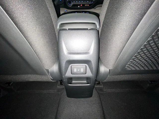 Used 2026 Green Hyundai SEL image 28