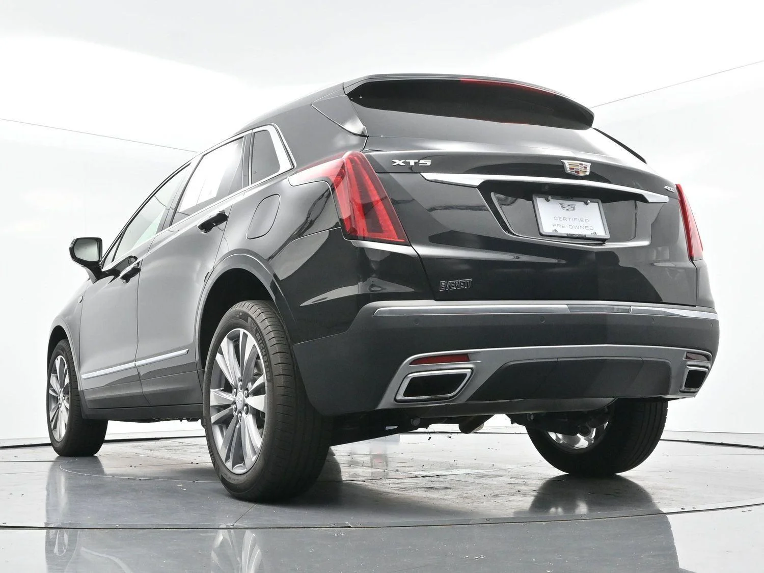 Used 2025 Stellar Black Metallic Cadillac Premium Luxury image 50