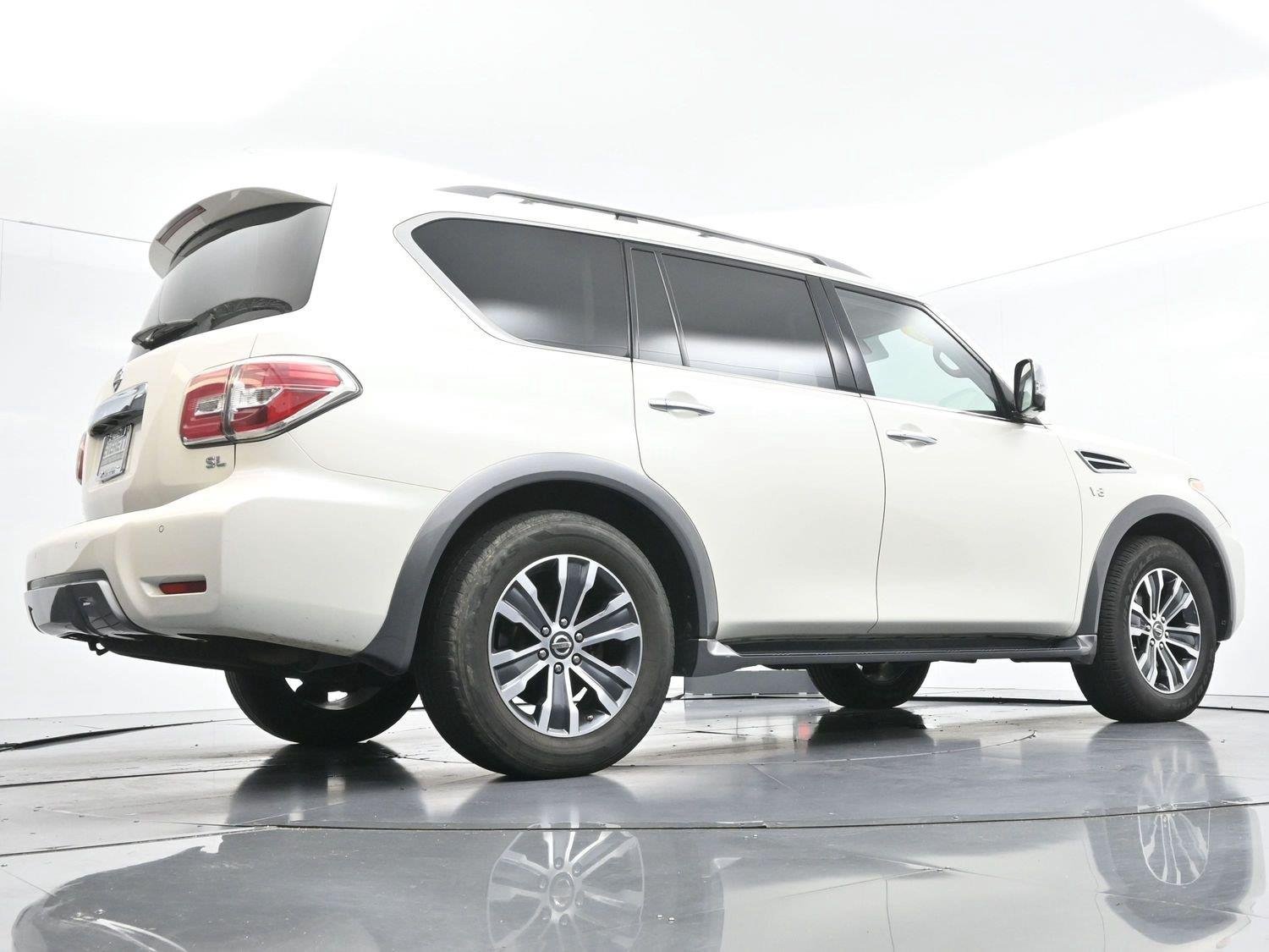 Used 2019 Pearl White Tricoat Nissan SL image 61