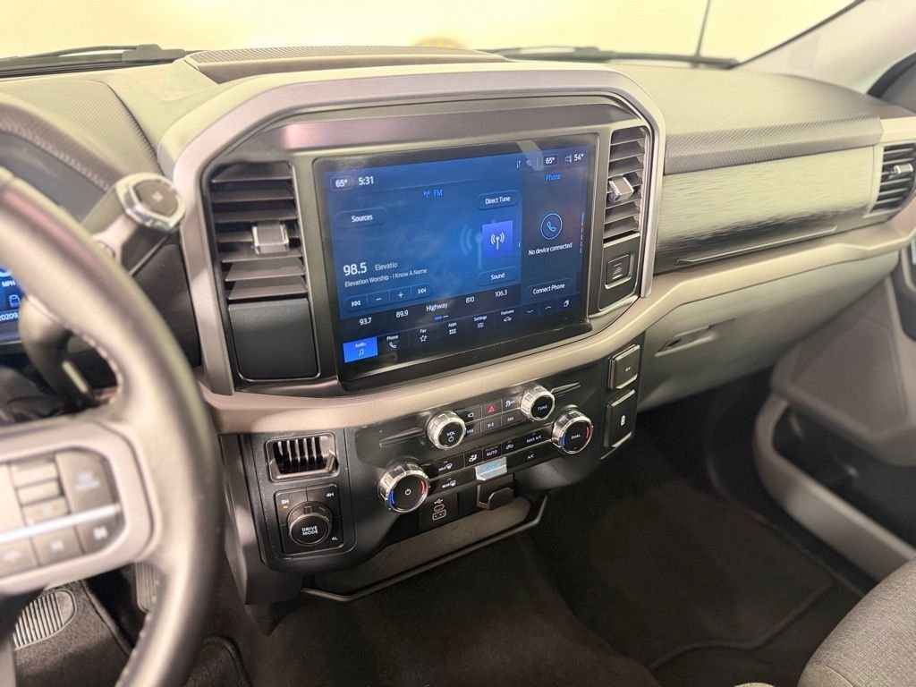 Used 2025 Black Ford XLT image 2