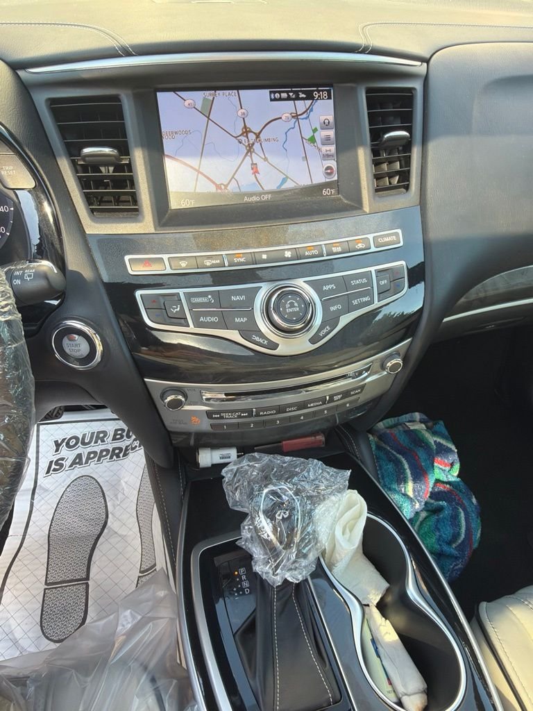 Certified Used 2019 Deep Bordeaux INFINITI LUXE image 2