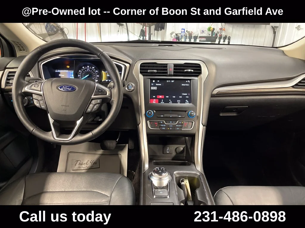 Used 2017 Black Ford SE image 18