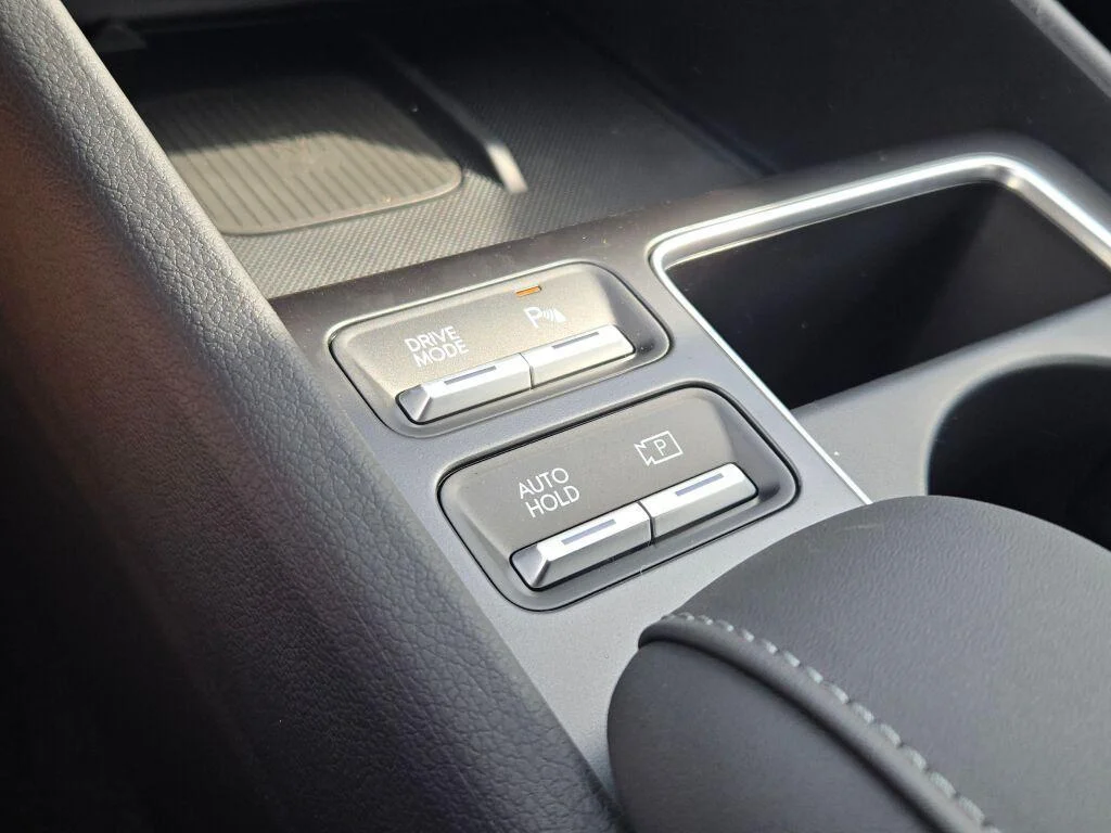 2025 Hyundai Sonata Hybrid Limited - Photo 26