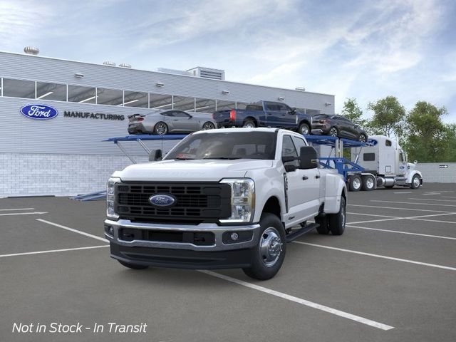 New 2026 Oxford White Ford F-350® XL image 2