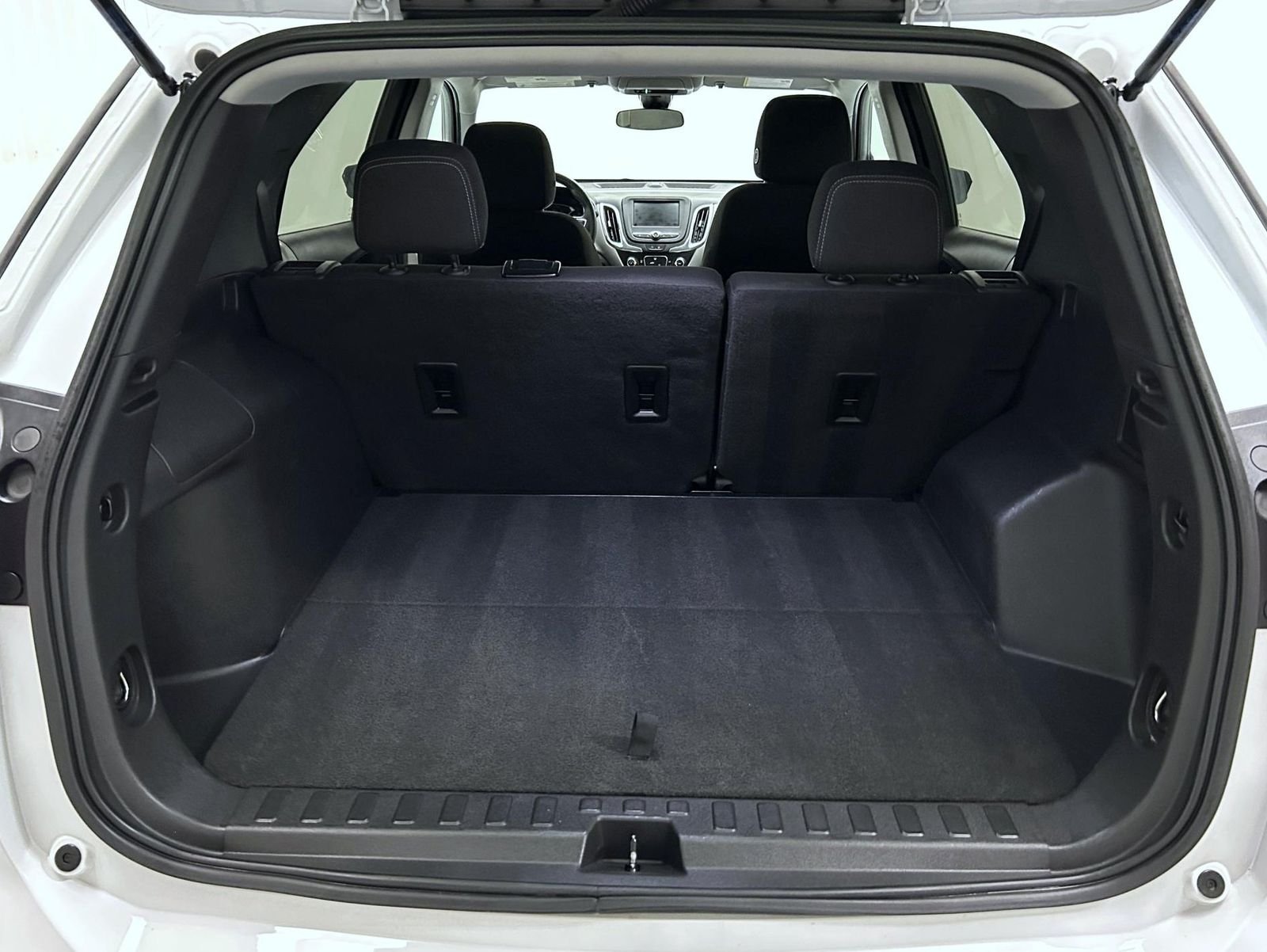 Used 2023 White Chevrolet LT image 22