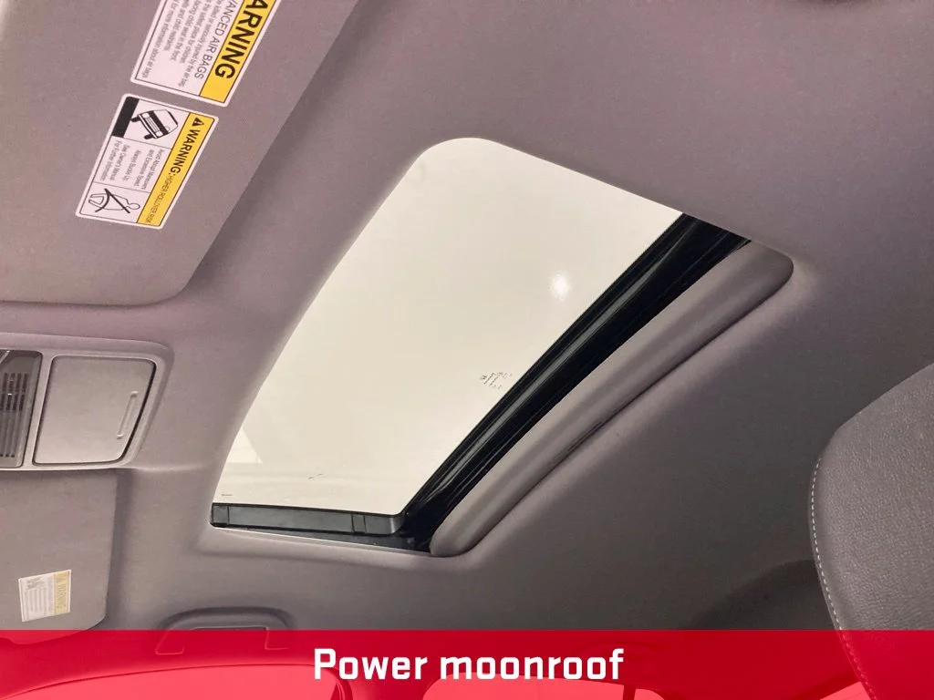 Used 2025  Honda RTL image 17