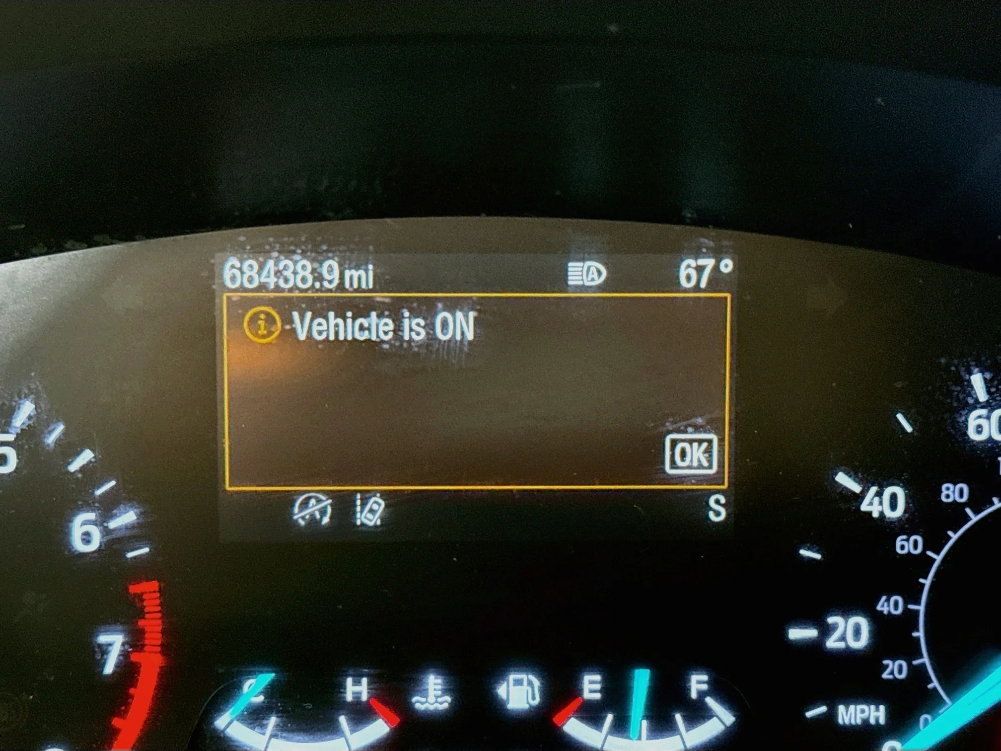 Used 2020 Oxford White Ford SE image 18