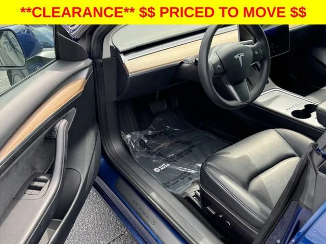 Used 2023  Tesla 4DR RWD image 19