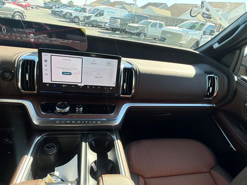 New 2027 Agate Black Metallic Ford MAX King Ranch® image 20