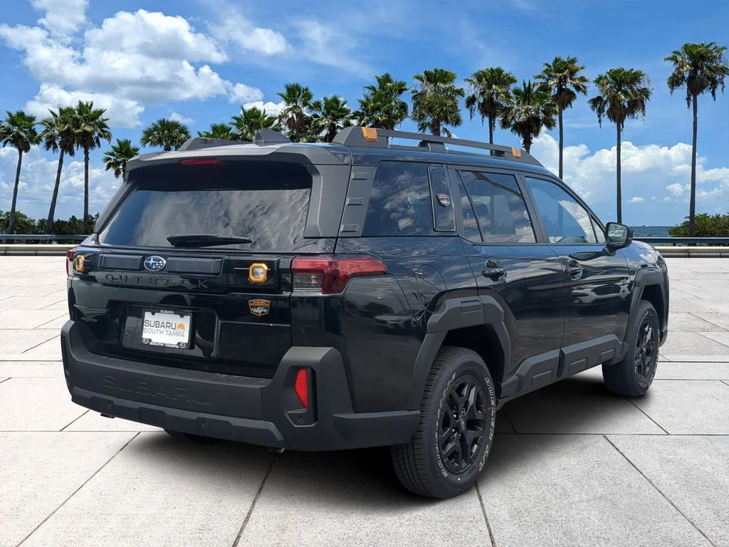 New 2026 CRYSTAL BLACK SILICA Subaru Wilderness image 4