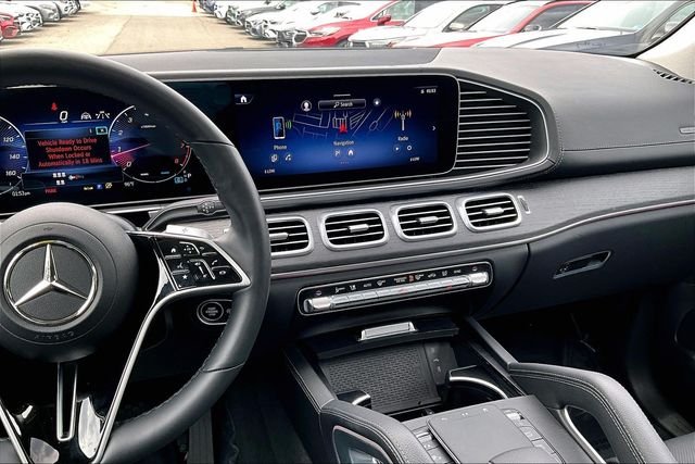 Used 2026 Black Mercedes-Benz GLS 450 image 5