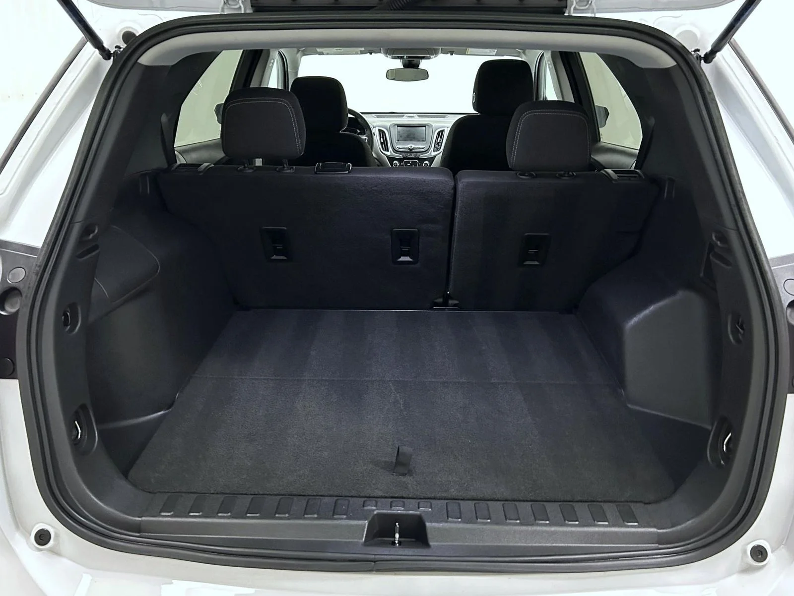 2023 Chevrolet Equinox LT - Photo 22