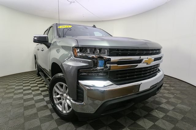 Used 2021 Gray Chevrolet LT image 3