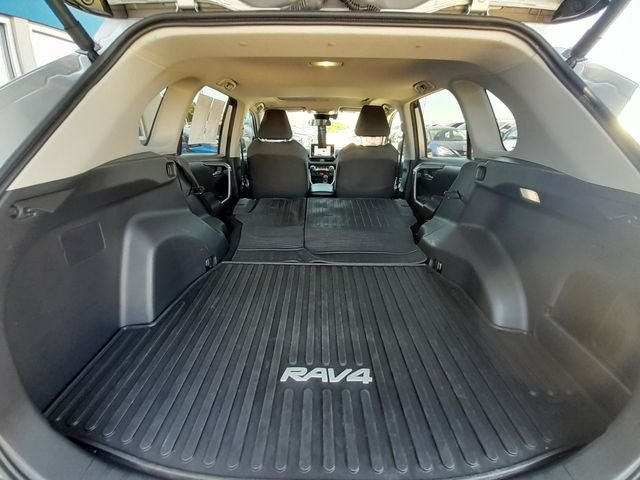 2024 Toyota RAV4 XLE - Photo 45