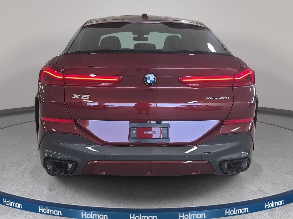 New 2026 Aventurin Red Metallic BMW xDrive40i image 5