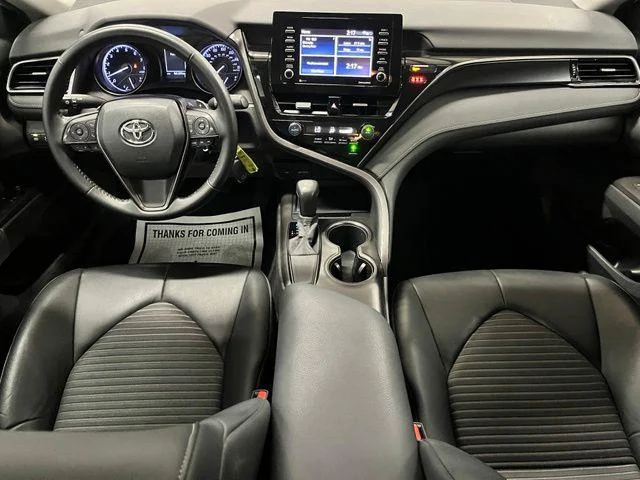 Used 2021 ICE CAP Toyota  image 9