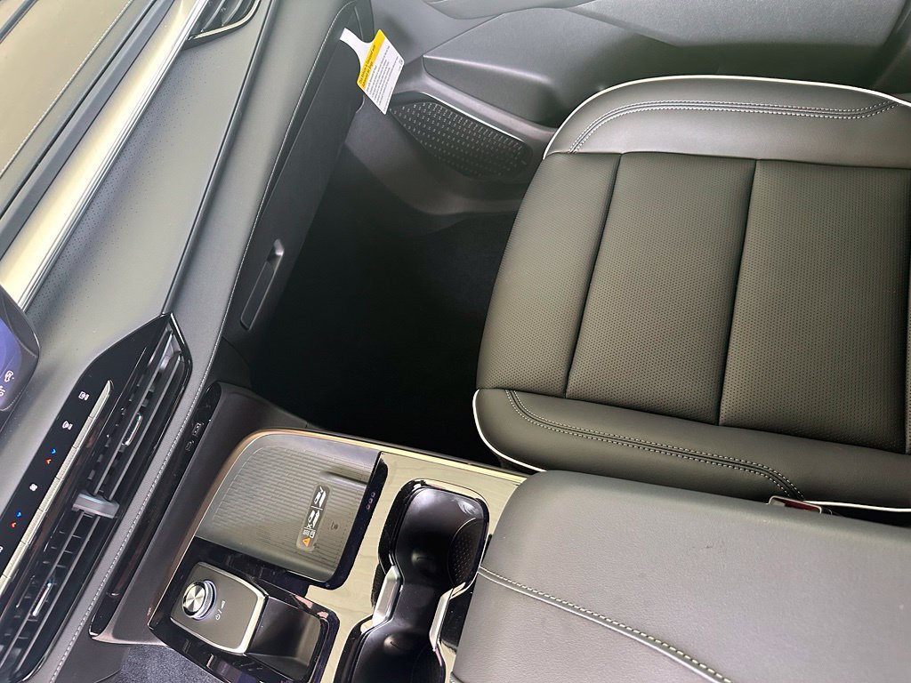 2026 Buick Enclave Avenir - Photo 25
