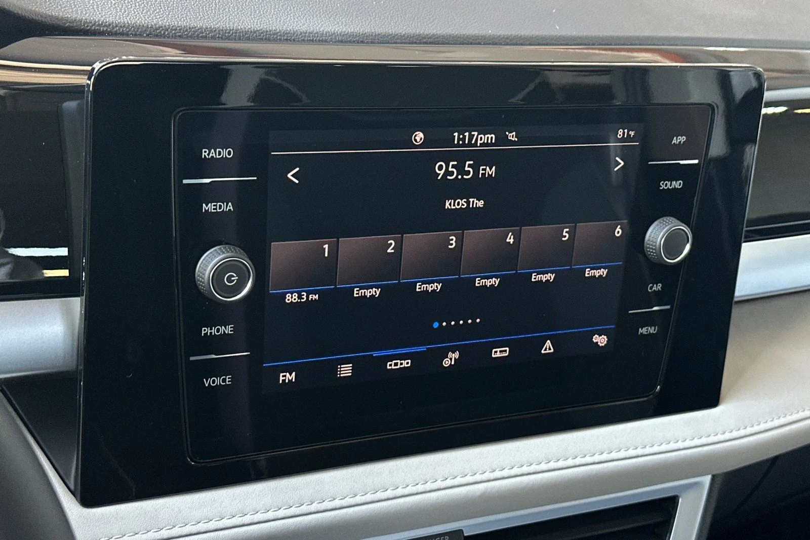 New 2026 Gray Volkswagen 1.5T SE image 16