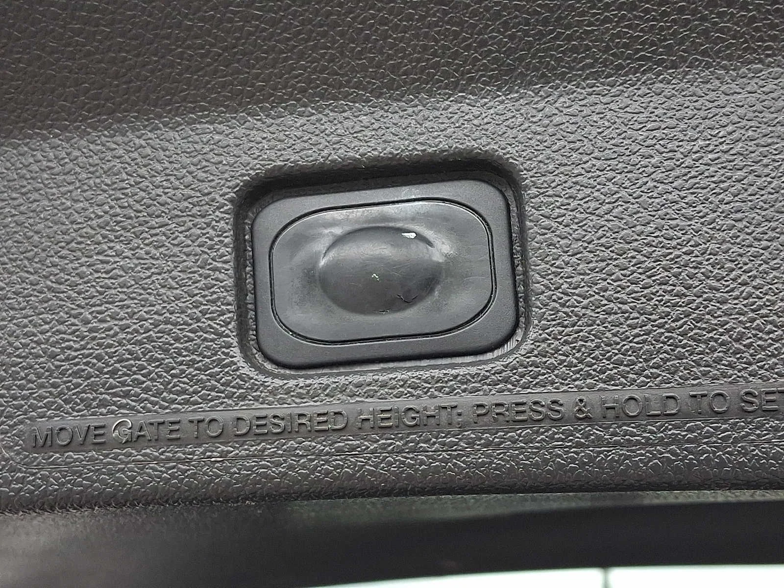 Used 2013 Tuxedo Black Metallic Ford XLT image 29
