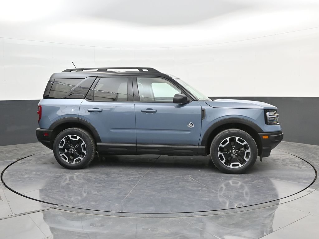 Used 2024 Gray Ford Outer Banks image 9