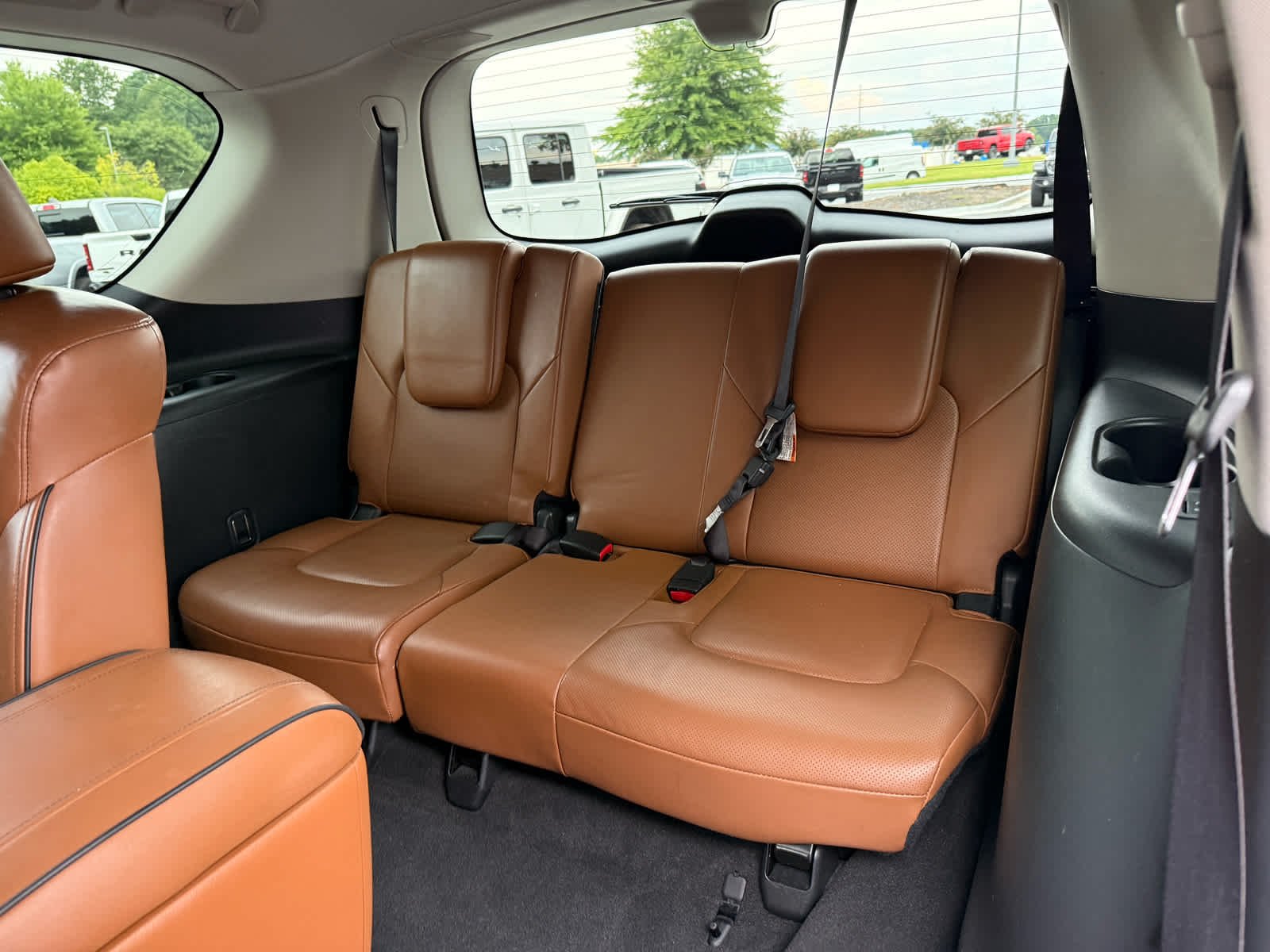 Used 2019 Moonstone White INFINITI LUXE image 29