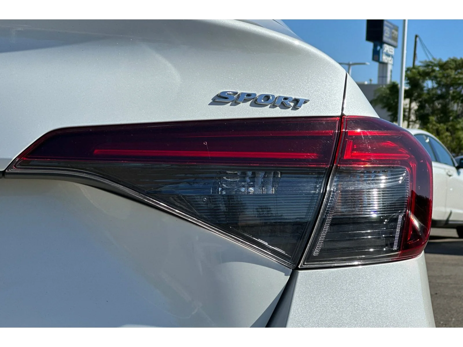 Used 2025 Platinum White Pearl Honda Sport image 47