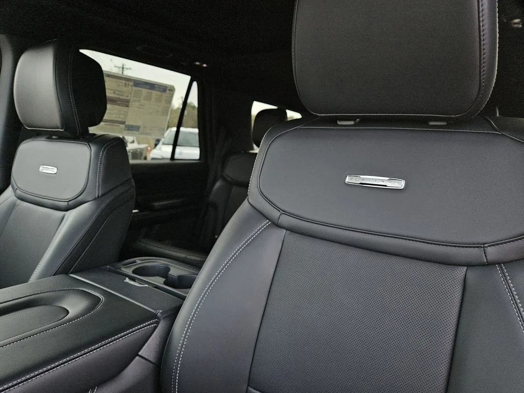 New 2026 Glacier Gray Metallic Tri-Coat Ford Platinum® image 24