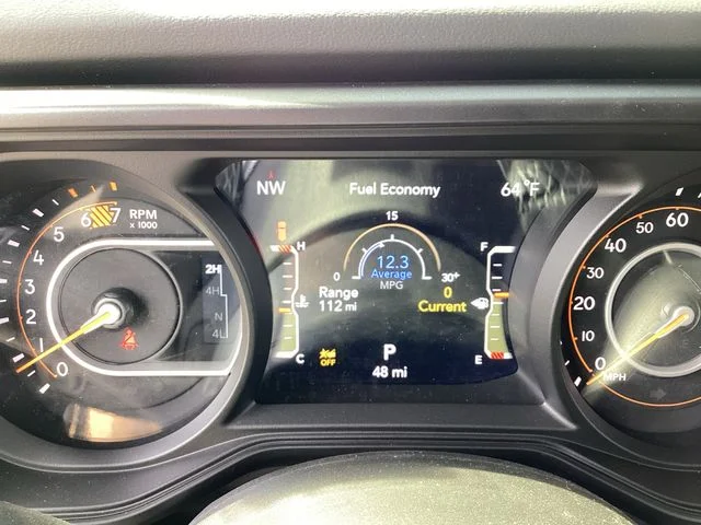 New 2026 Blue Pearl Jeep 4-DOOR SAHARA image 17