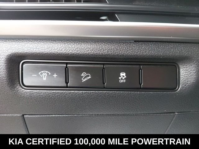 Used 2024 White Kia LX image 19
