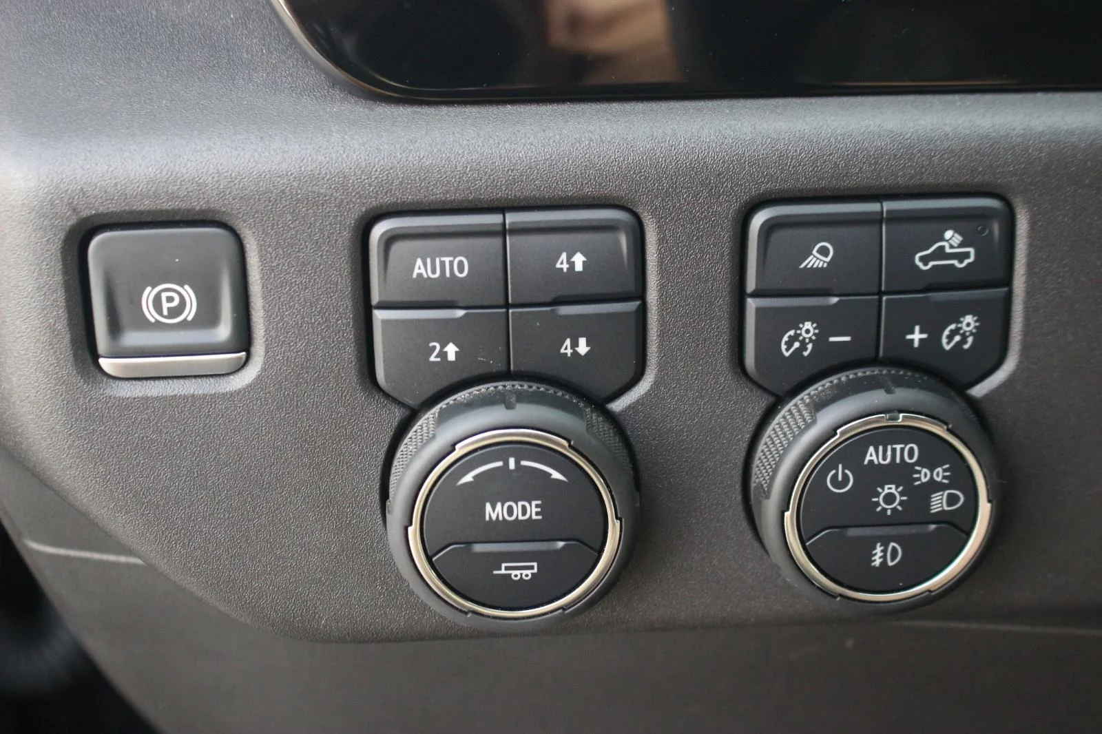 Used 2025 Black Chevrolet LT Trail Boss image 36