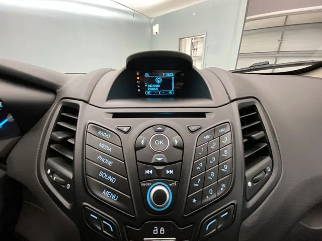 Used 2016 Silver Ford S image 13