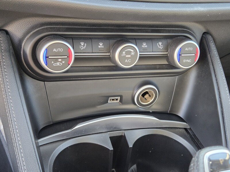 Used 2020 Gray Metallic Alfa Romeo SPORT RWD image 21