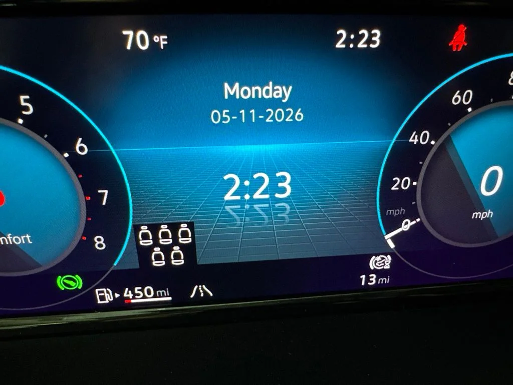 New 2026 Green Volkswagen 2.0T SE w/Technology image 15