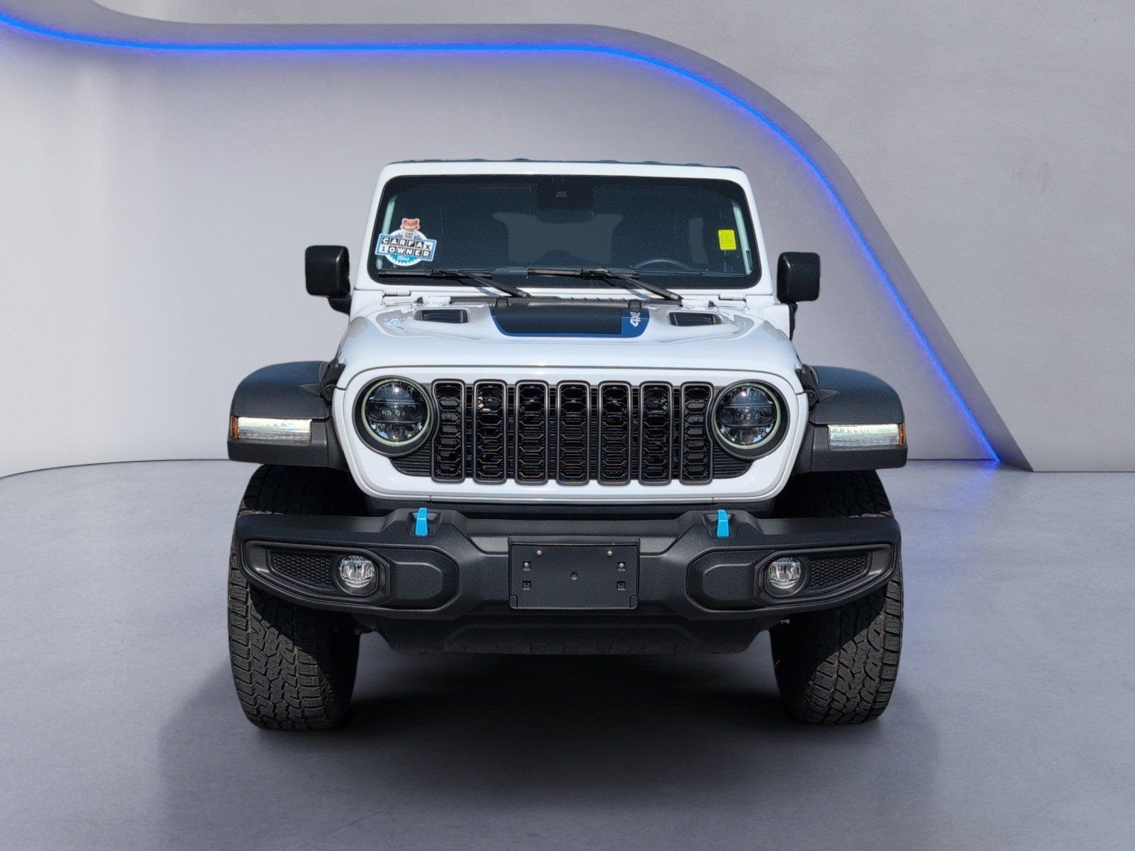 Used 2024 White Jeep Rubicon 4xe image 13