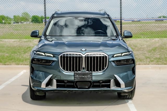Used 2023 Blue BMW xDrive40i image 5