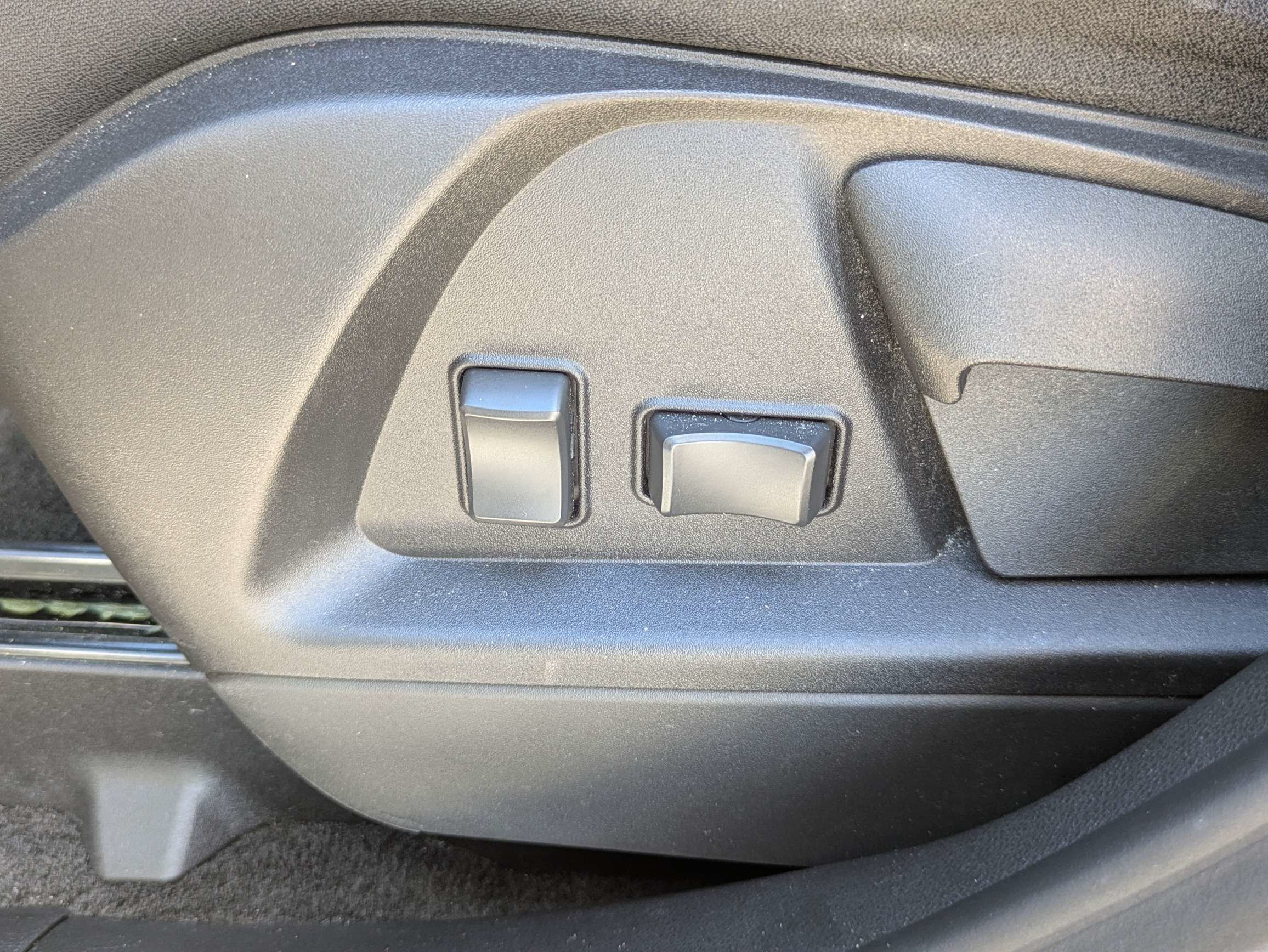 Used 2016 Blue Velvet Metallic Chevrolet LS image 20