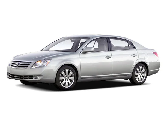 Used 2009 Silver Toyota XL image 1
