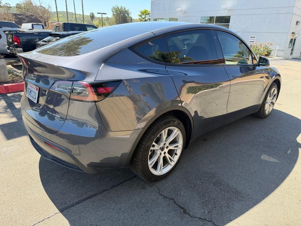 Used 2023 Silver Tesla Long Range image 6