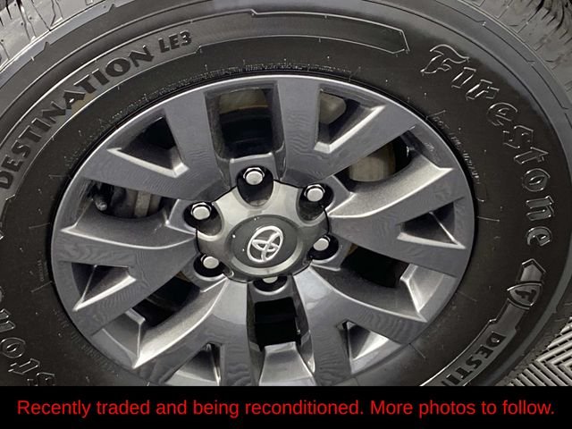 Used 2023 White Toyota SR5 image 23