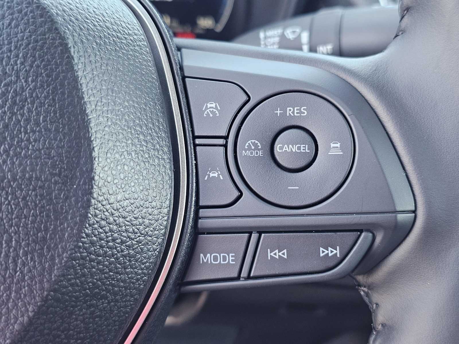New 2026 Ruby Flare Pearl Toyota SE image 17
