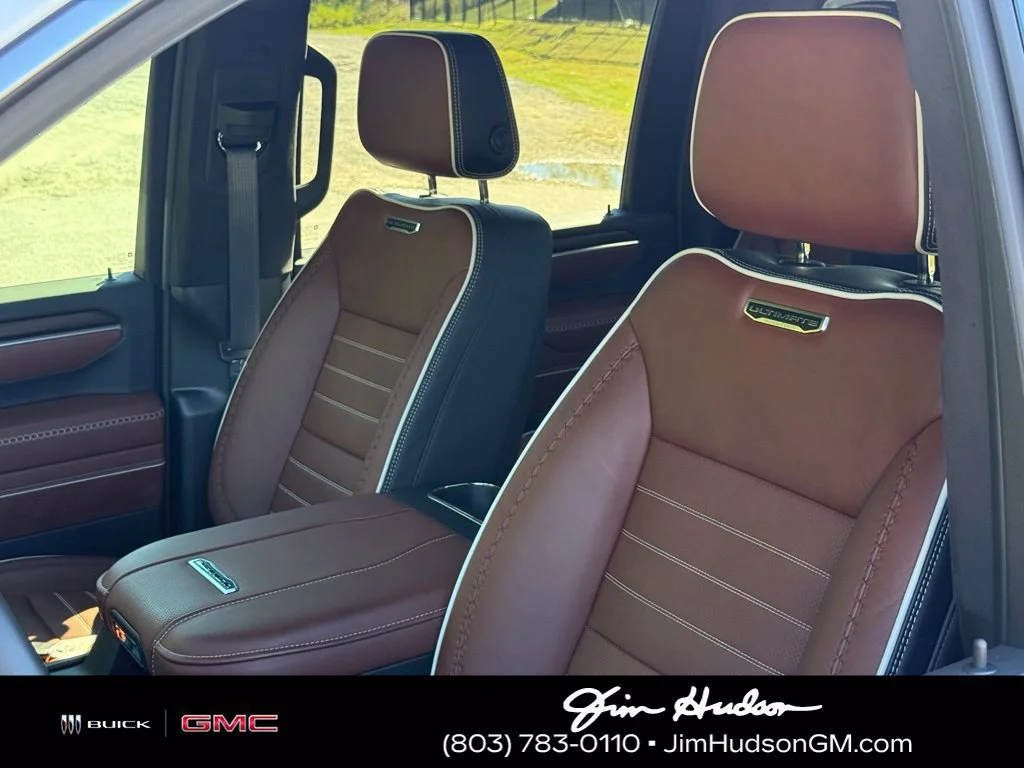 Used 2026 Glacier White Tricoat GMC Denali Ultimate image 20