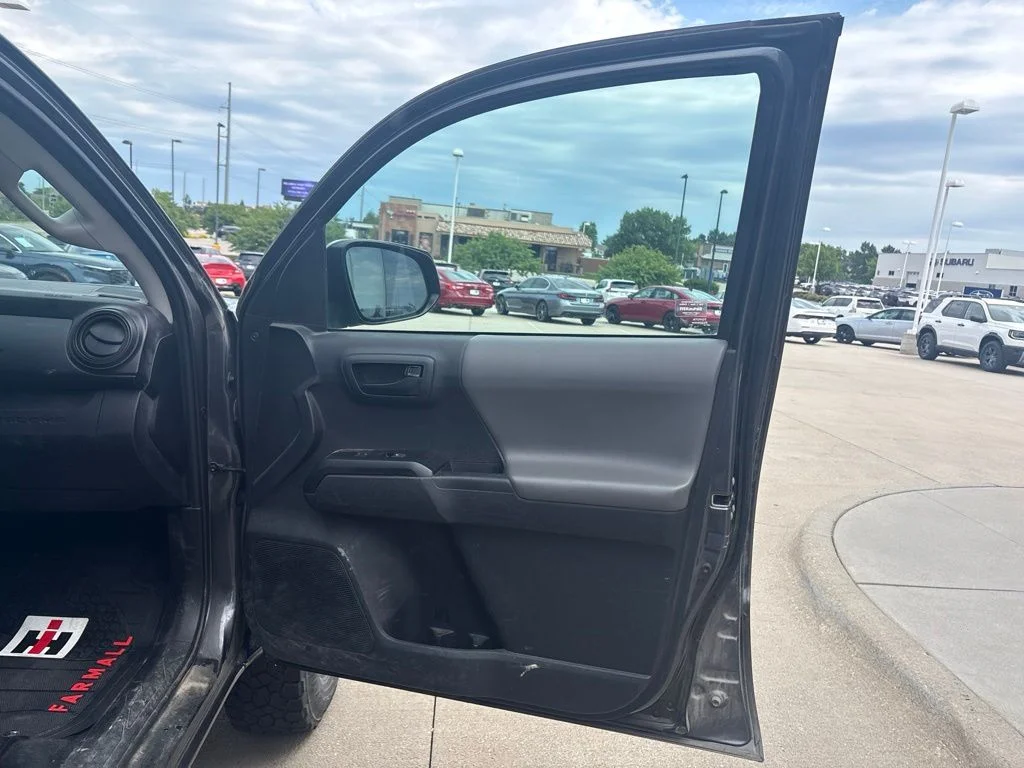 Used 2020 Gray Toyota SR image 22