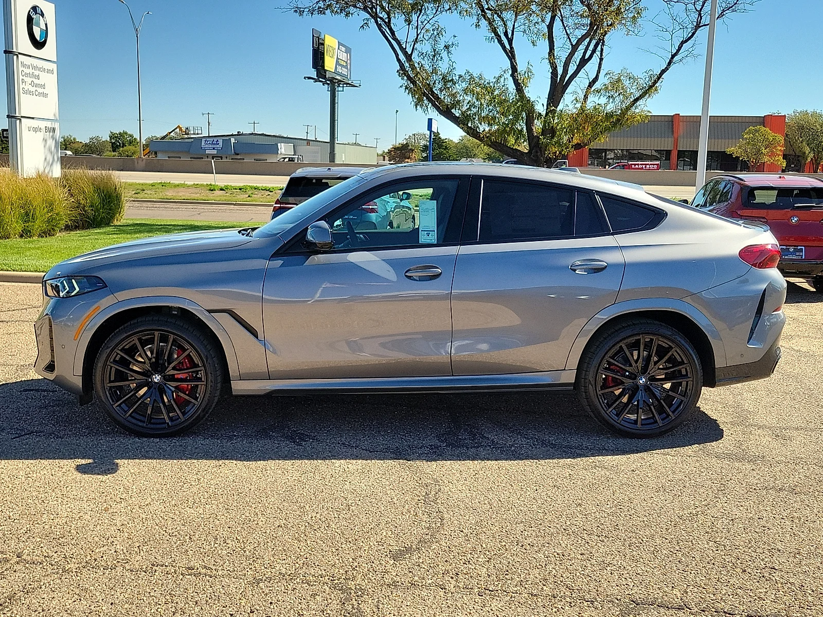 New 2027 Skyscraper Gray BMW xDrive40i All-Wheel Drive Sports Activity image 2