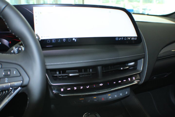 New 2026 Deep Ocean Tintcoat Cadillac V-Series Blackwing image 9