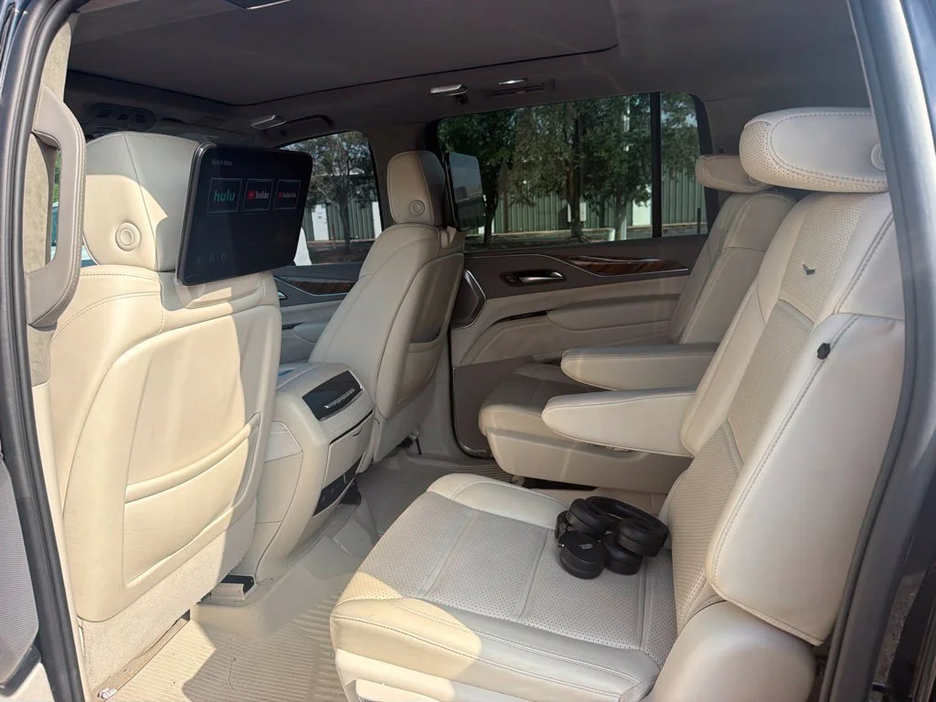 Used 2023 BLACK RAVEN Cadillac RWD Premium Luxury Platinum image 14